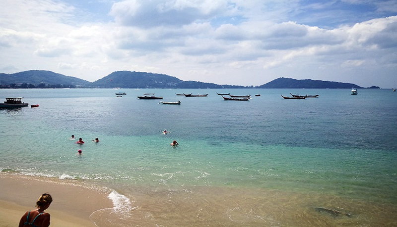 kalim-beach-phuket-520x320