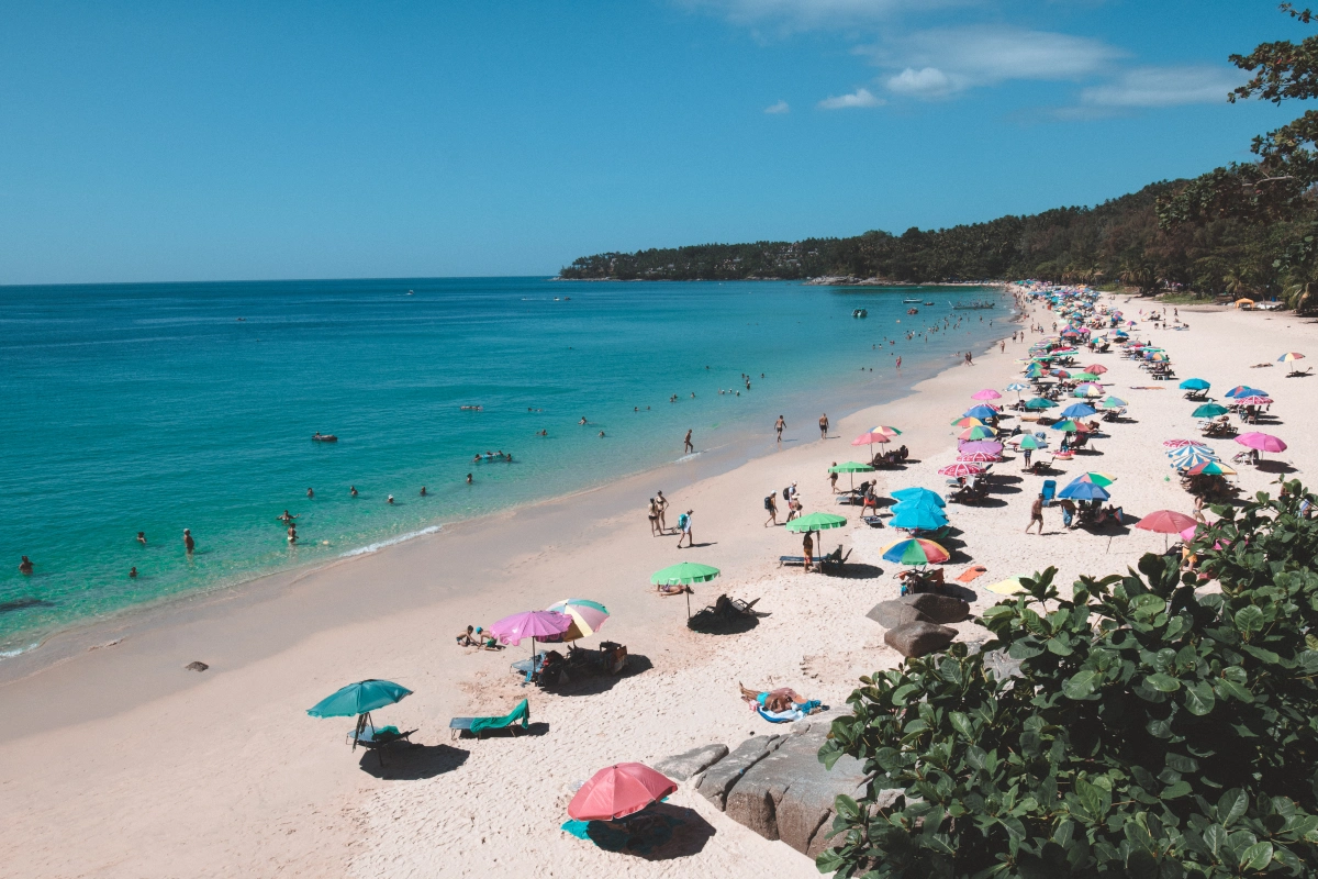 Surin beach _photo