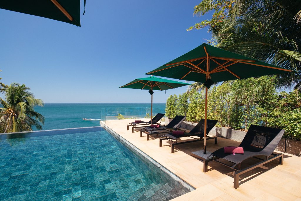 Villa Sunyata - Pool _ Loungers with a View