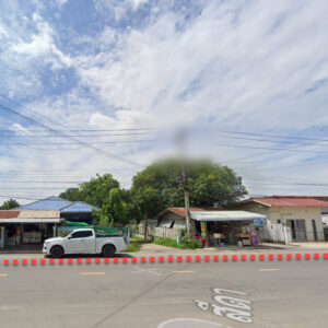 Land with buildings in Chonburi _photo