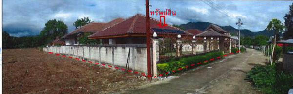 Land with buildings in Mae Hong Son _photo