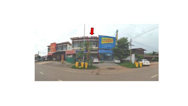 Land with buildings in Udon Thani _photo