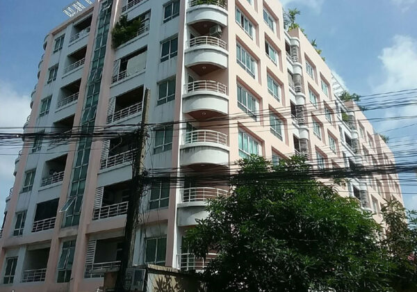 Condominium in Bangkok _photo