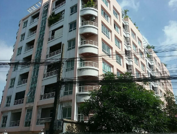 Condominium in Bangkok _photo