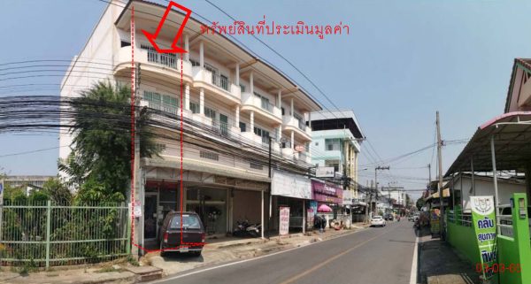 Land with buildings in Phitsanulok _photo