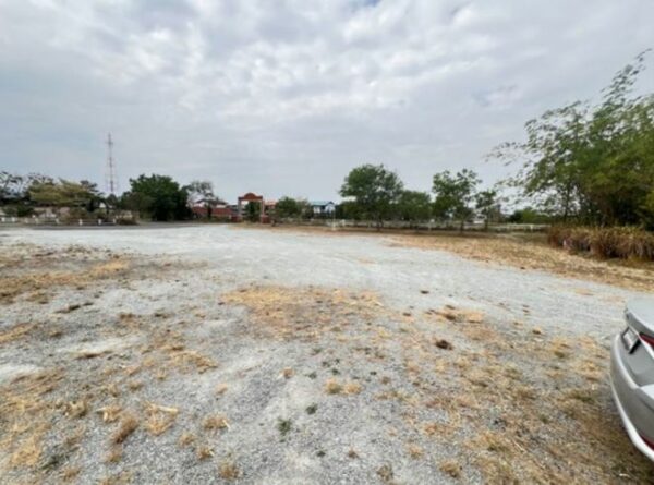 01 Empty Land _photo