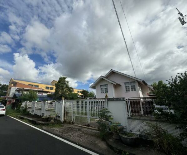 02 Single House _photo