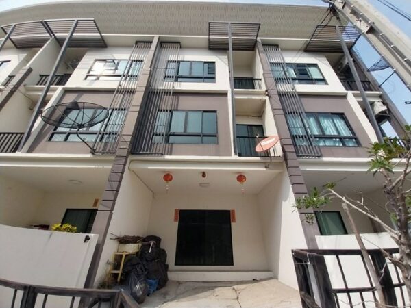 03 Townhouse _photo