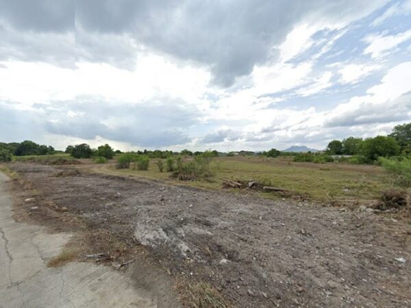 01 Empty Land _photo