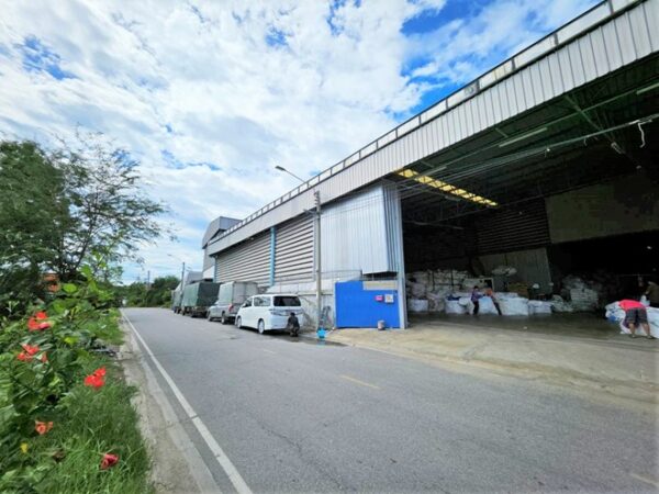 12 warehouses _photo