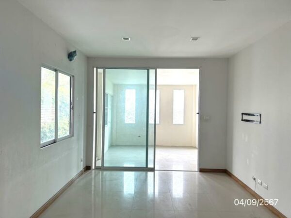 02 Single House _photo