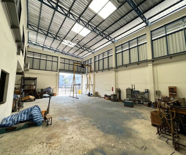 09 Factory Building _photo