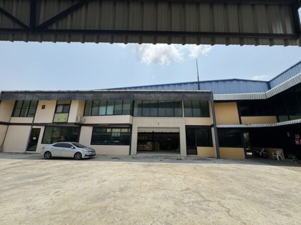 09 Factory Building _photo