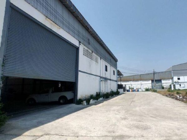 12 warehouses _photo