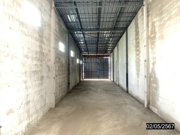 12 warehouses _photo