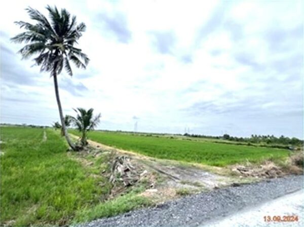 01 Empty Land _photo