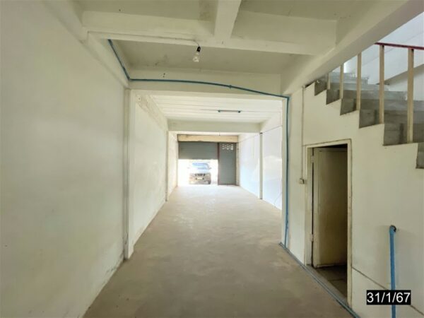 04 Commercial Building _photo