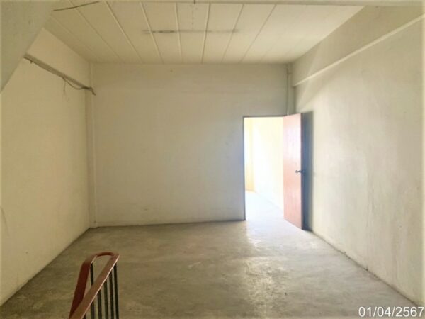 04 Commercial Building _photo