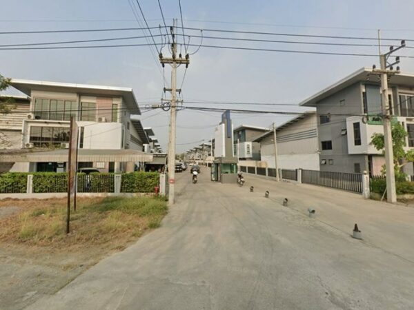 12 warehouses _photo