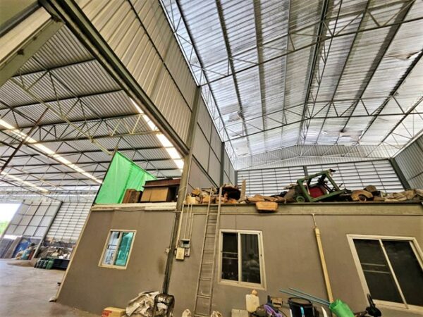 12 warehouses _photo