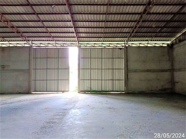 12 warehouses _photo