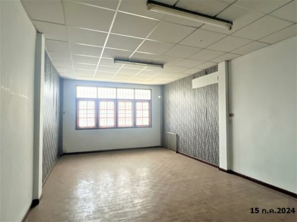 04 Commercial Building _photo