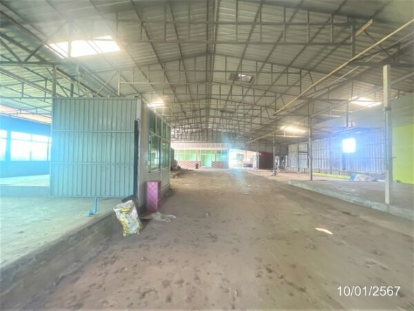 12 warehouses _photo