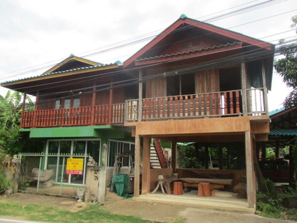 Single house, Lampang _photo