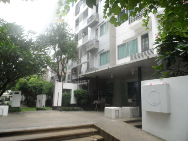 Condominium, Sukhumvit C-D _photo