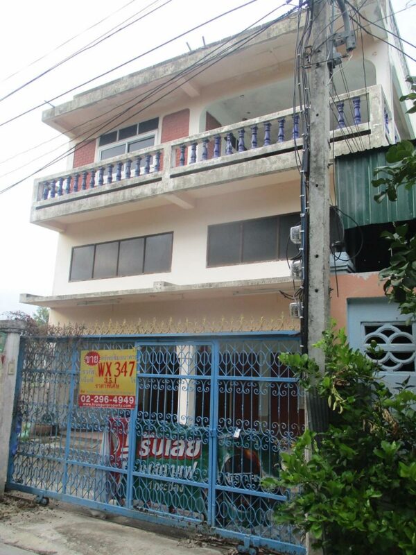 Single house, Kanchanaburi _photo