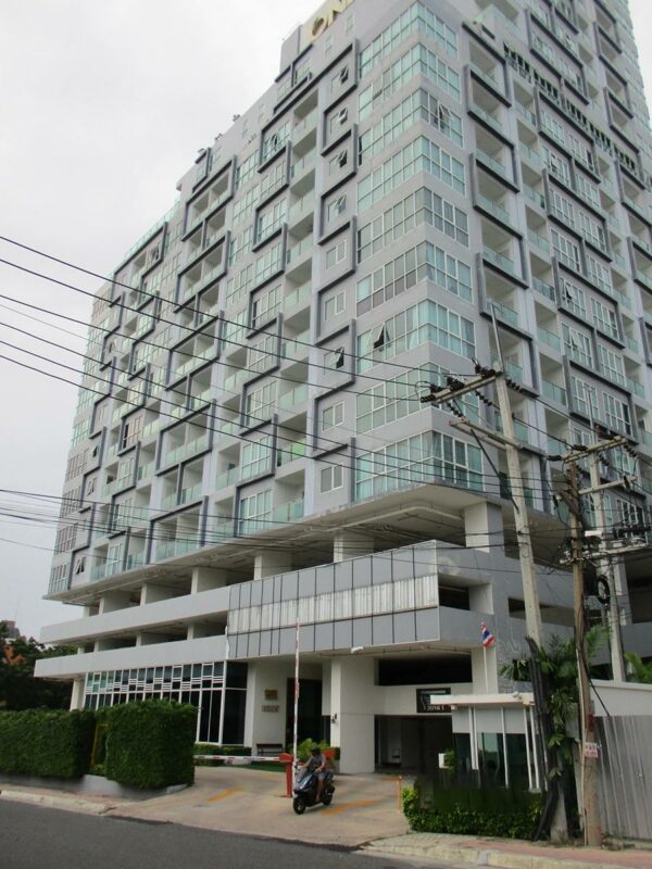 One Tower Condominium _photo