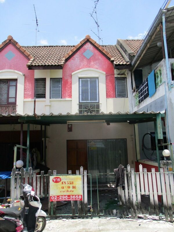 Townhouse, Chon Buri _photo