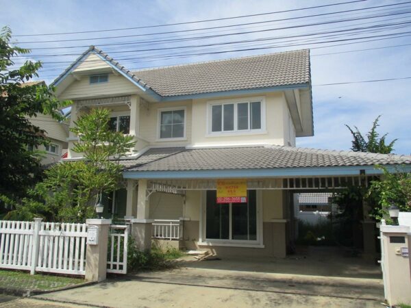 Single house, Chiang Mai _photo