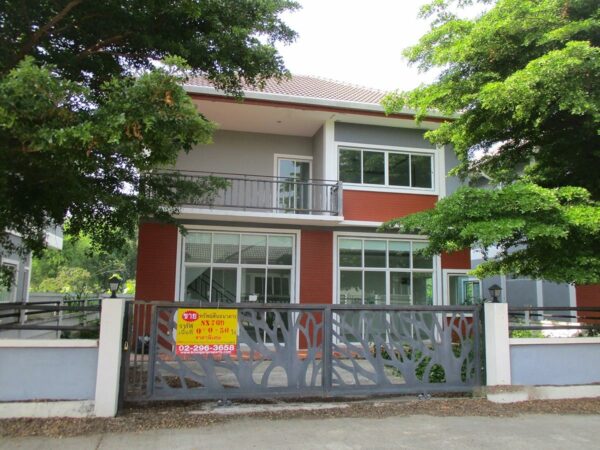 Single house, Chiang Mai _photo