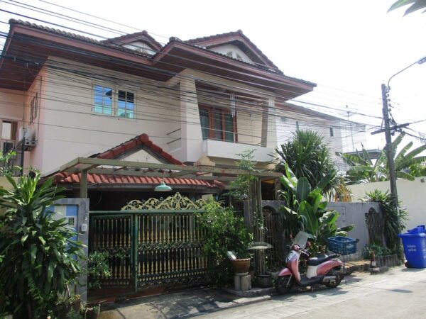 Single house, Nonthaburi _photo