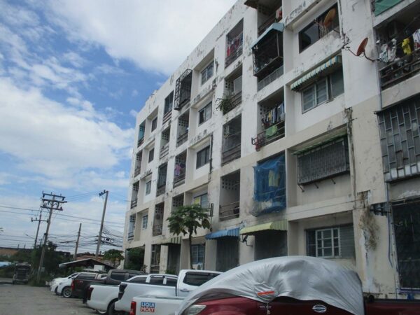 Den Chai Condo Condominium Building _photo