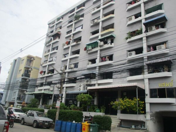 Condominium condominium condominium _photo