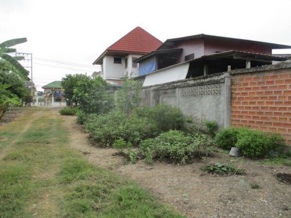 Empty Land, Suphanburi _photo