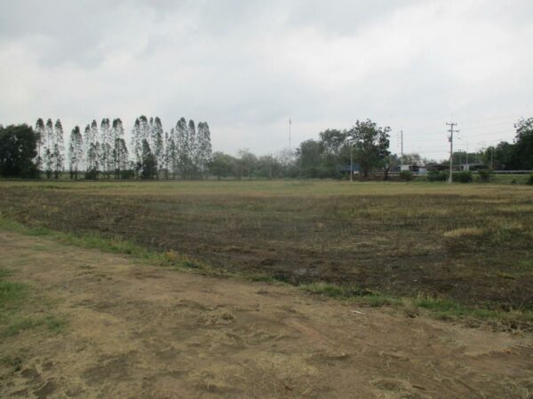 Empty Land, Suphanburi _photo