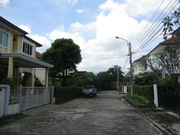 Single house, Nonthaburi _photo