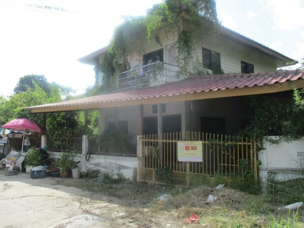 Single house, Saraburi _photo