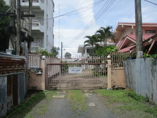 Detached house, Ubon Ratchathani _photo