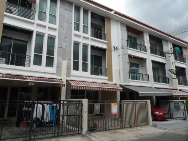 Village ProjectBan Klang Mueang Lat Phrao 87 (Soi 1) _photo