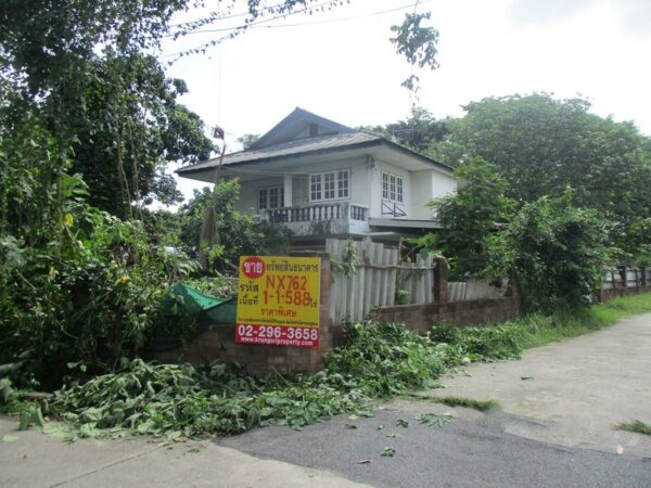 Single house, Chiang Rai _photo