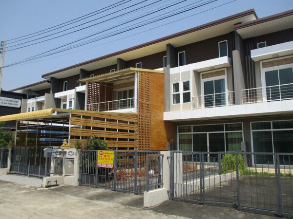 Townhouse, Chiang Mai _photo