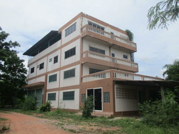 Building, Nakhon Ratchasima _photo