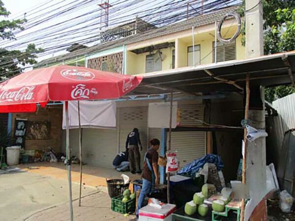 Line building, Nakhon Sawan _photo