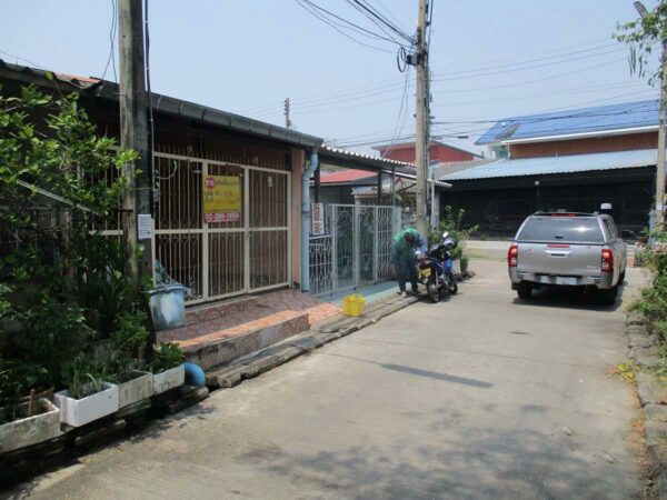 Townhouse, Nakhon Sawan _photo