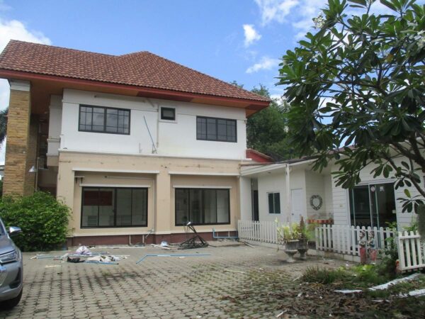 Single house, Chiang Mai _photo