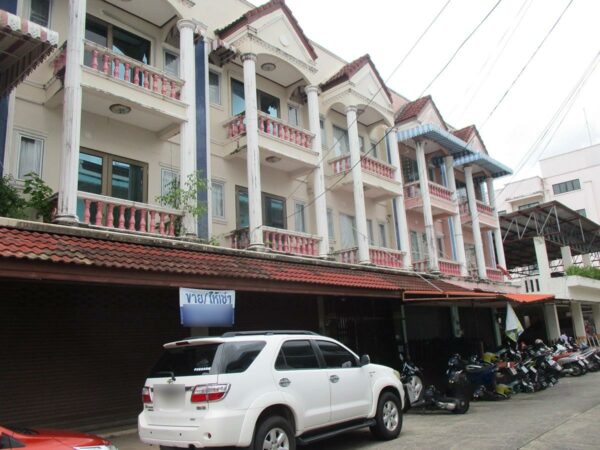 Small building, Phuket _photo